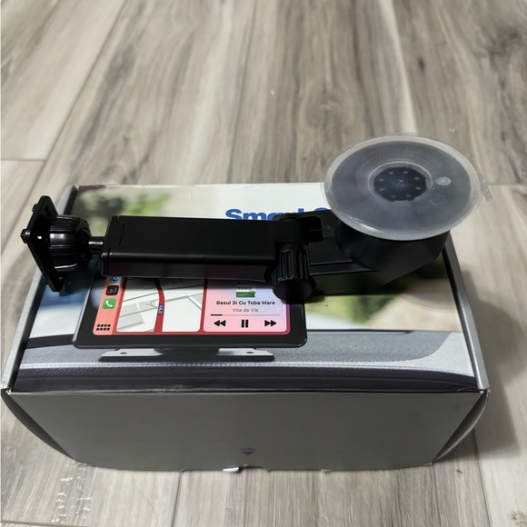 Volam Apple Carplay Smart Screen - Picture 3 of 3